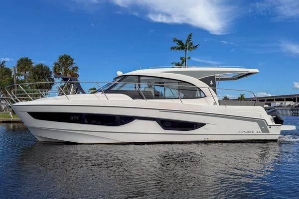 36-ft-Beneteau-2024-Antares 11 Coupe- Fort Lauderdale Florida United States  yacht for sale
