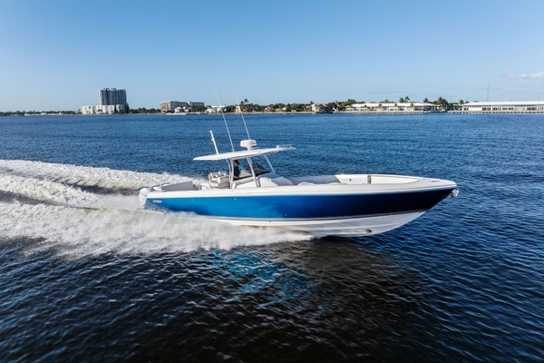 2022 Intrepid 407 Nomad FE