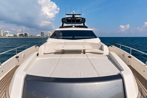 THE BRASS RING 85ft Ferretti Yachts Yacht For Sale