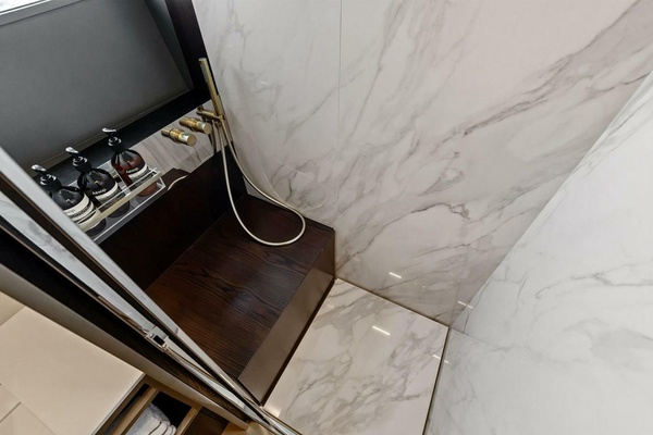 THE BRASS RING 85ft Ferretti Yachts Yacht For Sale