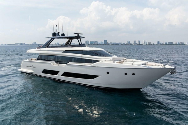 THE BRASS RING 85ft Ferretti Yachts Yacht For Sale