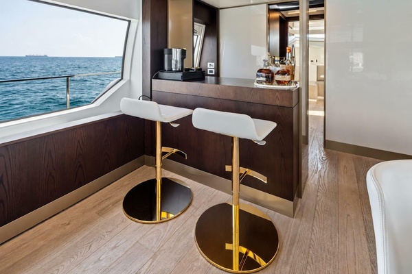 THE BRASS RING 85ft Ferretti Yachts Yacht For Sale