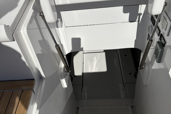 Under Taker 58ft Weaver Yacht For Sale