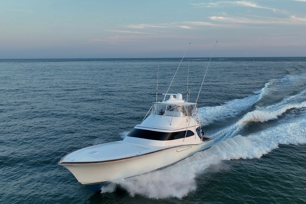 2020 Weaver 58
