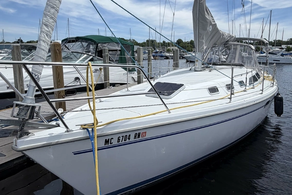 34-ft-Catalina-1999-- Muskegon Michigan United States  yacht for sale