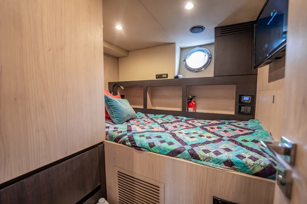 Ciao Bella 72ft Azimut Yacht For Sale