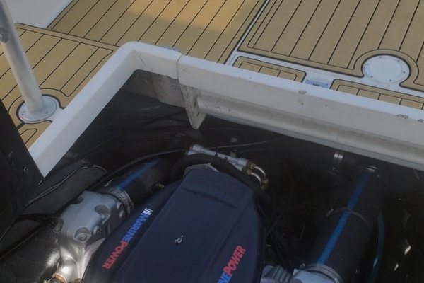 Island Girl 30ft Luhrs Yacht For Sale