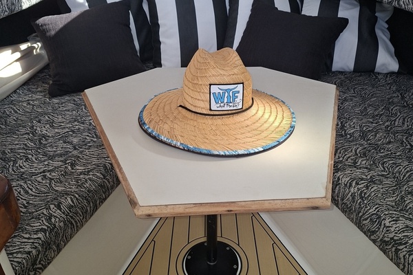 Island Girl 30ft Luhrs Yacht For Sale