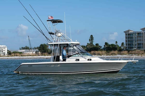 Island Girl 30ft Luhrs Yacht For Sale