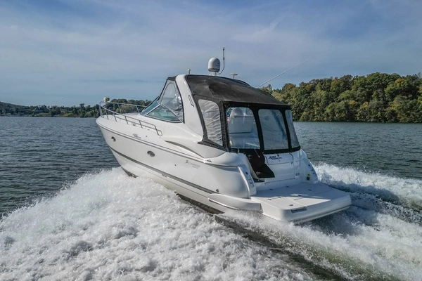 40-ft-Cruisers Yachts-2005-370 Express- Knoxville Tennessee United States  yacht for sale