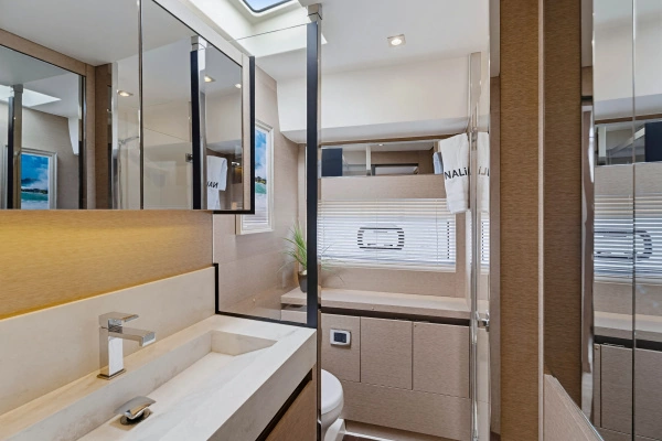 2018 Prestige 63