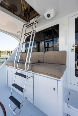 60ft Hatteras Yacht For Sale