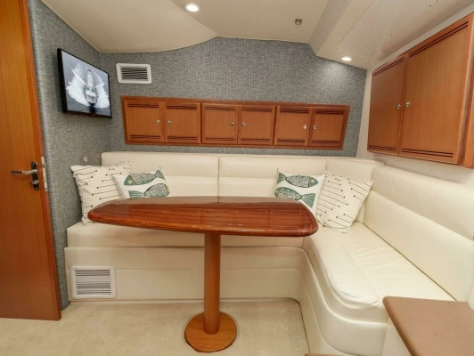 2008 Cabo 38