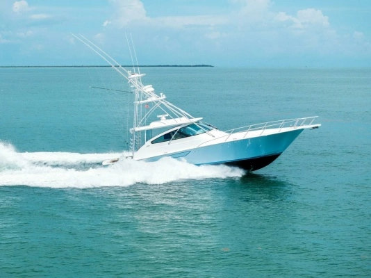 2015 Viking 52