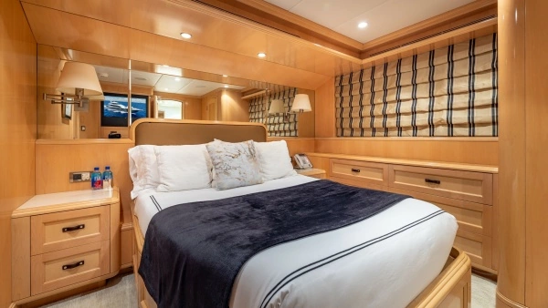 1998 Trinity Yachts 144