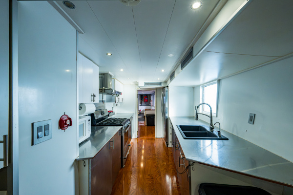 2013Ocean Voyager 95 ft 95 Expedition   CARE BEAR