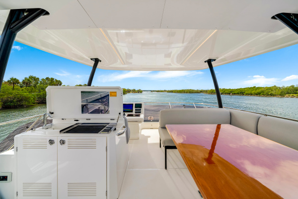 DOUBLE LIFE 48ft Prestige Yacht For Sale