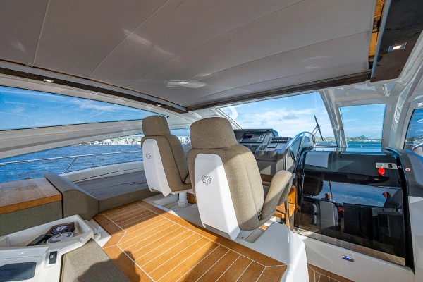 2012 Cranchi 56