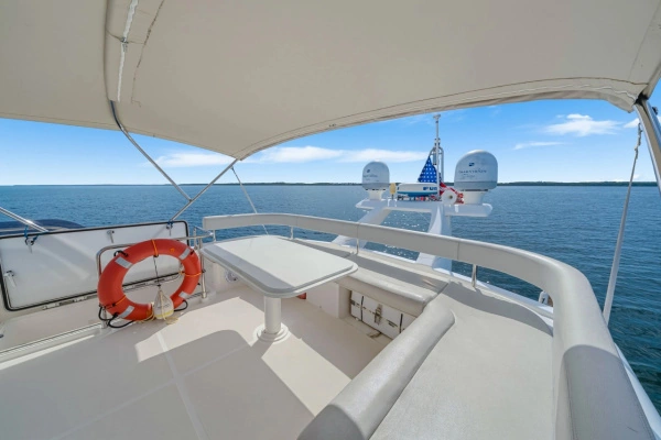 2013 Ferretti Yachts 62