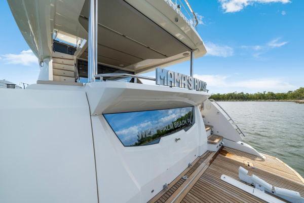 60ft Absolute Yacht For Sale