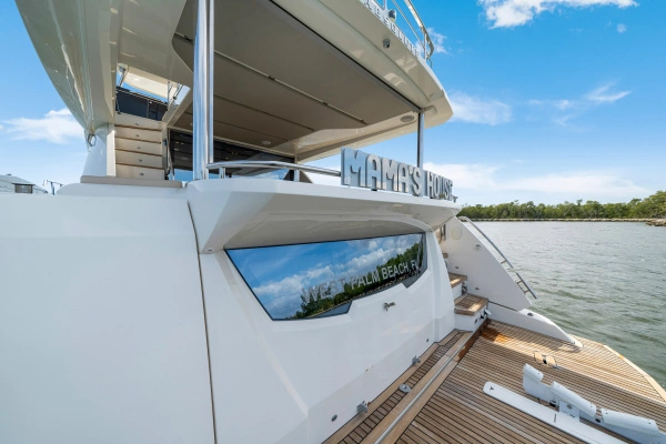 Absolute 60 Fly Yacht For Sale