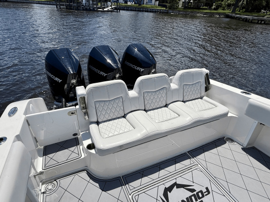 34ft Fountain Yacht For Sale