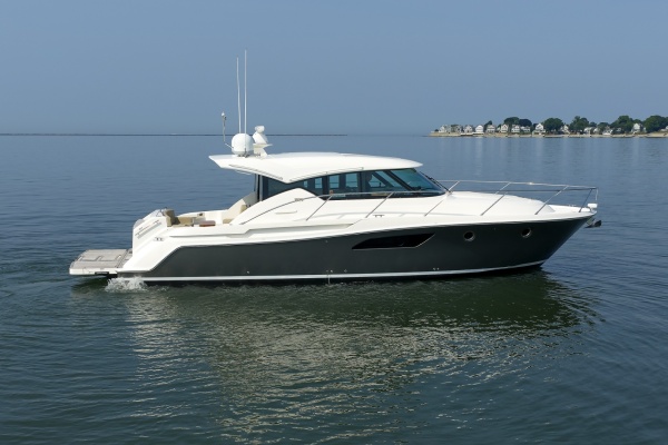 NO AGENDA 44ft Tiara Yachts Yacht For Sale