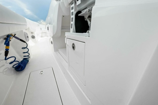 2020 Intrepid 40