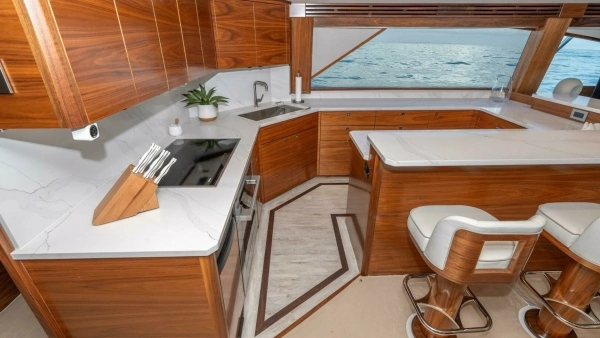 Viking 90C Yacht For Sale