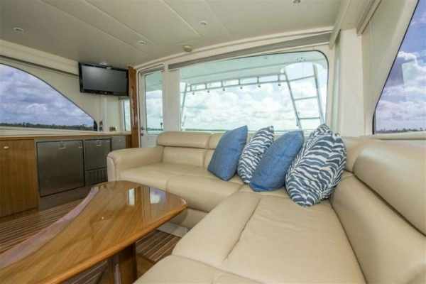 2008 Viking 52