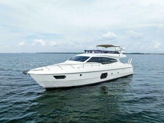 2013 Ferretti Yachts 62