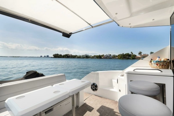 Cruisers 45 Cantius Yacht For Sale