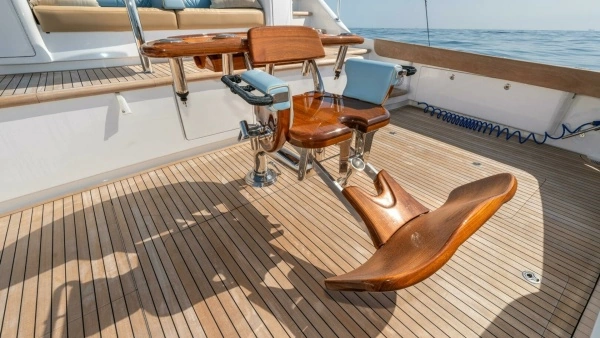 Viking 90C Yacht For Sale