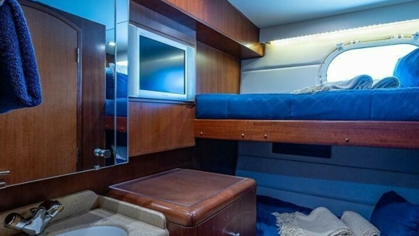 Magnum Ride 100ft Hatteras Yacht For Sale