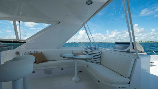 Magnum Ride 100ft Hatteras Yacht For Sale