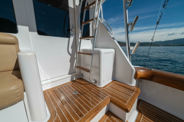 Scandaloso 56ft Viking Yacht For Sale