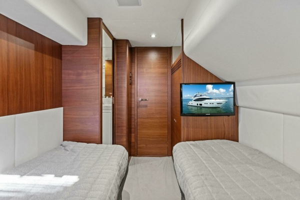 2018 Princess Y75 Motor Yacht
