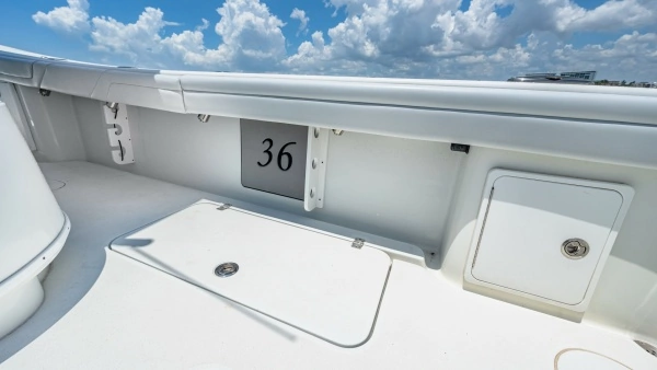 2021 Yellowfin 36