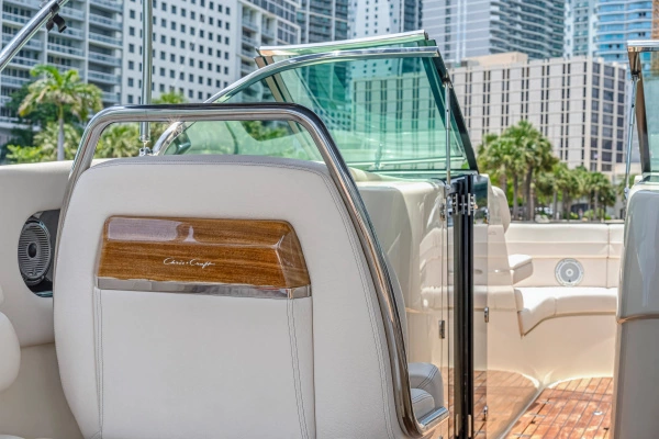 2023 Chris-Craft 35