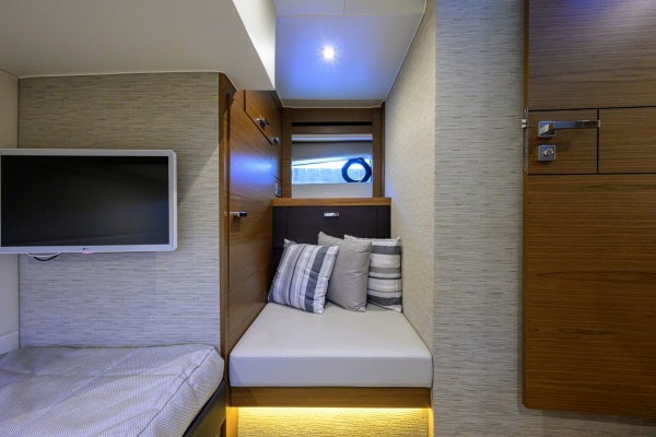 Daybreak 44ft Tiara Yachts Yacht For Sale