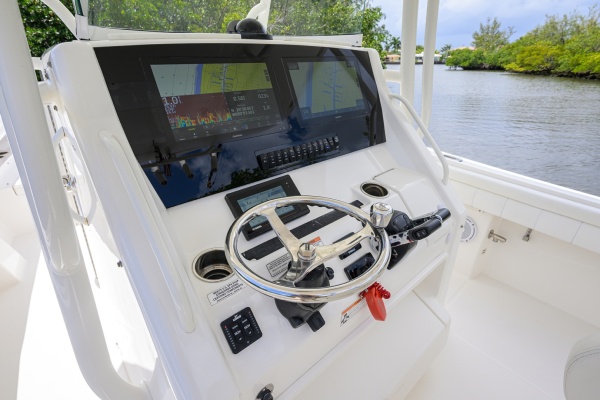 SWEET MELISSA 31ft Regulator Yacht For Sale