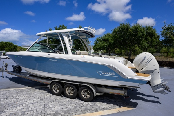 Boston Whaler 32 - Veronica
