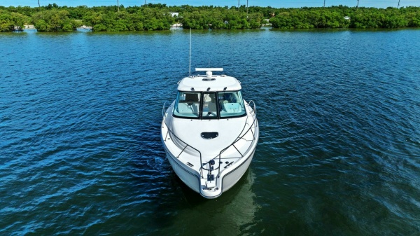 Fridge Benefit 35ft Tiara Yachts Yacht For Sale