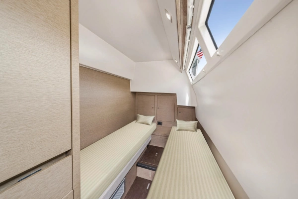 2018 Prestige 63