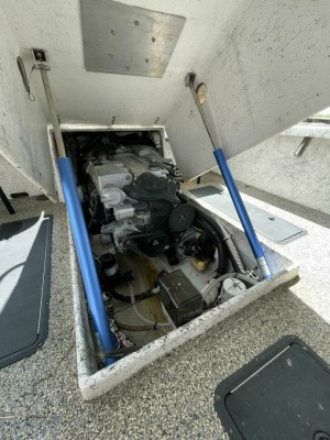 1997 Custom 31 Center Console Pullin Drag