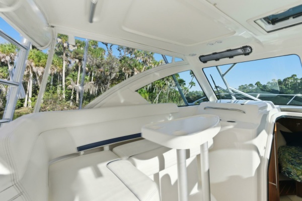 Serenity 31ft Tiara Yachts Yacht For Sale