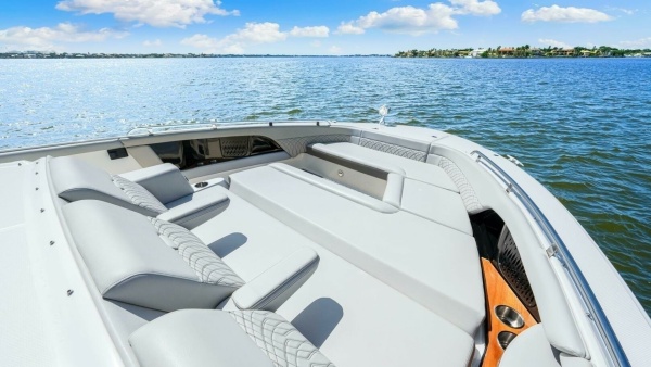 Golden Ticket 37ft Sea Ray Yacht For Sale