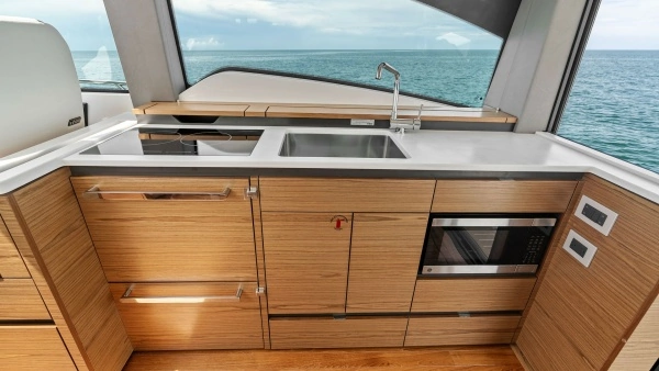 2025 Tiara Yachts 48