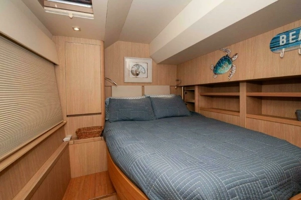2018 Aquila 44
