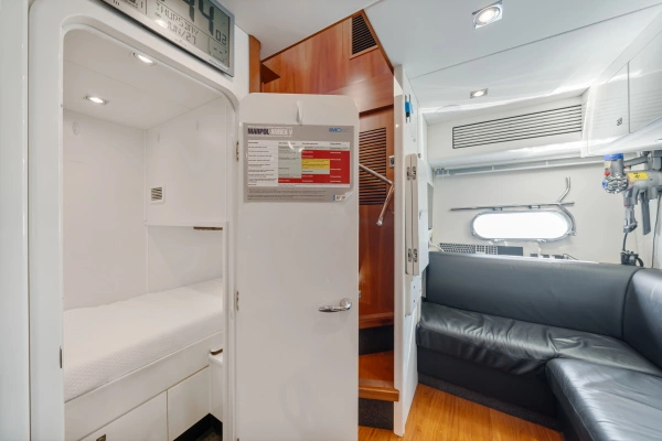 Sunseeker Predator 84 Yacht For Sale